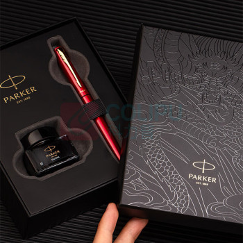 派克 PARKER 钢笔 签字笔 男女学生钢笔文具墨水笔+龙年系列御龙商务礼盒 威雅XL蛟龙红
