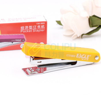 益而高 Eagle 经济型订书机 1001BDS 12页 (混色) 12个/盒 10#(颜色随机)