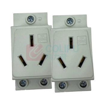 SRK 3孔导轨式插座 AC30 16A250V77*36mm30个/包
