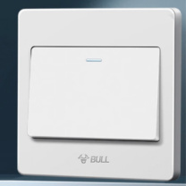 公牛 BULL 开关面板 G07K112C 