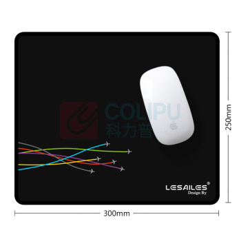 飞遁 LESAILES 鼠标垫 300*250*3mm 中号飞机 (黑色) 加厚 精密包边 底部防滑