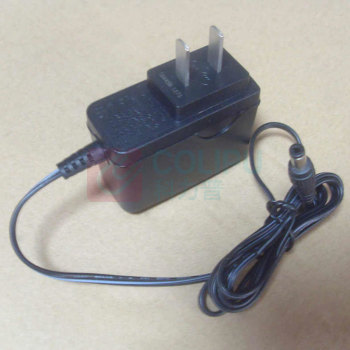 极一 电源适配器 24V1A
