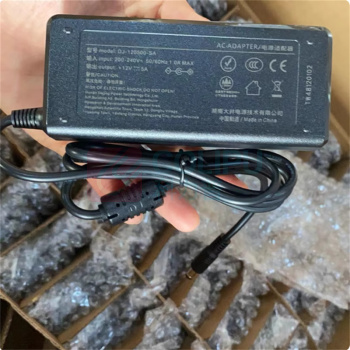 企采严选 电源适配器 12V5A 120500-SA