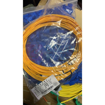 亨通 光纤跳线 LC-SC-3M 单模 单芯 