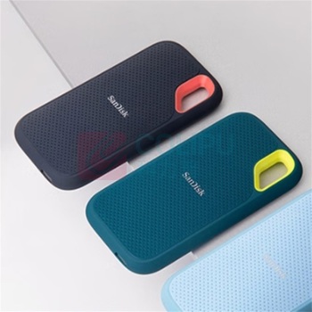闪迪 SANDISK 固态移动硬盘 E61 读速高达1050mb/s 1TB 大容量手机电脑两用
