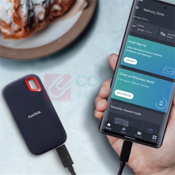 闪迪 SANDISK 固态移动硬盘 E61 读速高达1050mb/s 1TB 大容量手机电脑两用