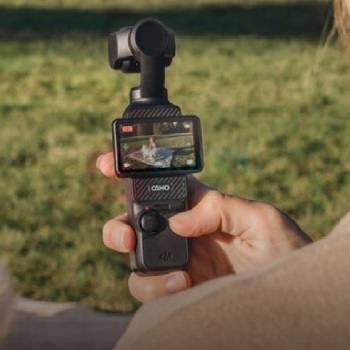 大疆 DJI 一英寸口袋云台相机 Osmo Pocket 3 标准版 OP灵眸手持数码相机