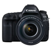 佳能 CANON 单反相套机 EOS 5D Mark IV EF 24-105mm f/4L IS II USM 单反镜头 配64GB卡+相机包+三脚架