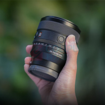 索尼 SONY 全画幅大光圈定焦G大师镜头 SEL50F14GM FE 50mm F1.4 GM
