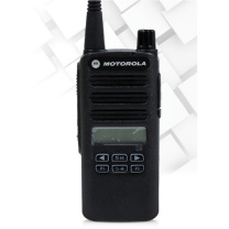 摩托罗拉(Motorola) 数字对讲机 带屏幕键盘 防尘防水 模拟/数字双模式 XiR C2620 