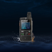 海能达 Hytera 公网对讲机 PNC360 小巧机身