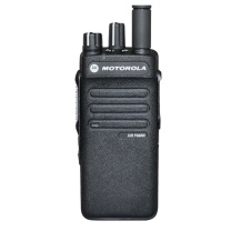 摩托罗拉 MOTOROLA 对讲机 P6600 i (锂电池 充电器 背夹 天线 纸盒装) 