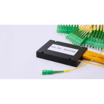 驿路通 PLC 多模分光器 PLC-SPLITTER (黑色) 应用领域: 组装简单、快速 FTTx (FTTB,FTTH,FTTC,FTTR) FTTH项目装配效率高 无源光网络 |优异的环境和机械稳定性