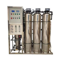新泽泉 0.5吨纯水处理设备 XZ-002 0.5T/h(每小时0.5吨)  设备为一个整体系统、包括原水水泵、三级不锈钢过滤罐、水泵、 RO反渗透系统、纯水箱组成，包含现场安装调试。