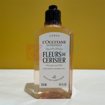 欧舒丹 L'OCCITANE 沐浴露套装礼盒 甜蜜樱花 樱花+马鞭草各250ml -新版 新老包装交替发货