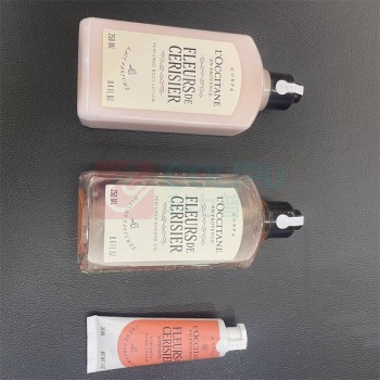 欧舒丹 L'OCCITANE 套装礼盒 全新甜蜜樱花 沐浴露250ML+润肤乳250ml+护手霜30ml 配礼盒礼袋