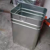 震坤行 垃圾桶内胆 ZKH-LJTND-31*58 31×58×31cm 镀锌方形款