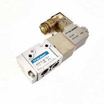 pneulead 电磁阀 24VDC 5-3中封型,接管口径1-8 2、工作压力:0.2Mpa-o.8Mpa,介质温度∶-5-60℃,通径4mm. 3、尺寸≤175*18*27mm(长*宽*厚)