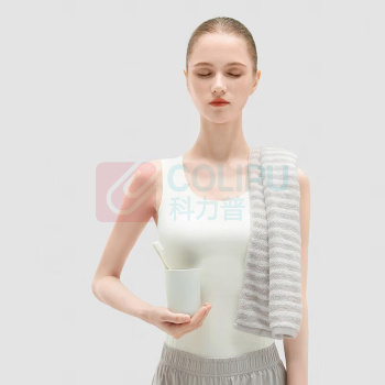 最生活 条纹毛浴三件套 A-1007 组合:1浴巾2毛巾 毛巾:34*70cm/100g 浴巾:65*135cm/360g (棕白条纹+灰白条纹)