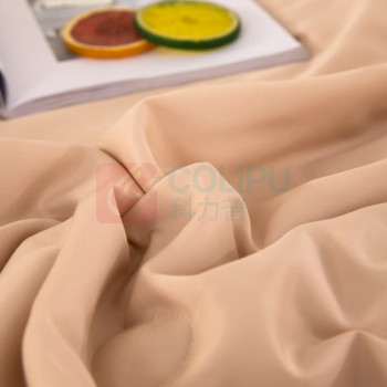 无印良品 莫代尔蚕丝被 MJ-B22-22 200*230 面料:莫代尔(再生纤维表纤维)填充: 桑香丝+长丝落格: 200*230cm克重 : 1650g