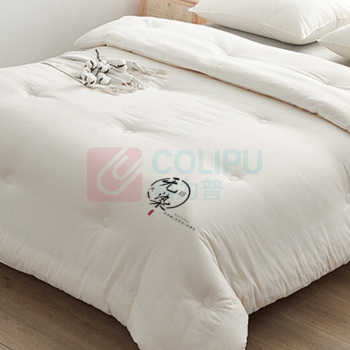 无印良品 A类亲肤抗菌胶印(无染)棉花冬被 WYMHB001 尺寸:180*220cm 成分:新疆棉花(100%棉花) (白色)
