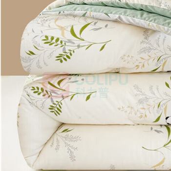 无印良品 亲肤A类抗菌100%棉花冬被(暗合) WYMHB070 尺寸:150*200cm 成分:纯棉 (熊猫花花)