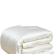 无印良品 A类抗菌亲肤蚕丝被 WYCSB14 200*230cm, 2.25kg(700g) (本白)