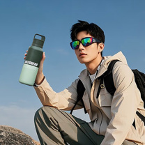 斯凯奇 Skechers 轻屿闪开杯 S0325004 550mL (炽焰黑岩)