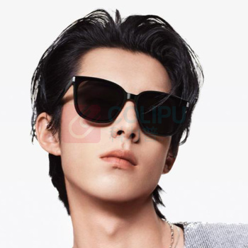 暴龙 男女同款偏光太阳镜 BL3151 C10 33g (黑色) PU眼镜盒