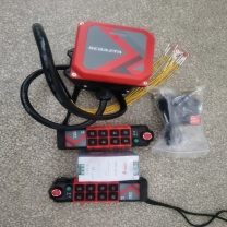 百斯特 遥控器接收器 KEE-B80 380V 各向双速大车、升降双速四线输出，小车双速三线输出。配备2台发射器 