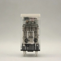 施耐德 Schneider 中间继电器 RXM2AB1BD 24V 