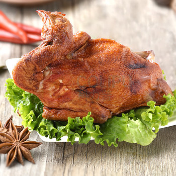 东来顺 香起东来熟食礼盒 1450g 五香牛肉*200g 酱牛头肉*200g 五香烧鸡*550g 筋头巴脑*500g