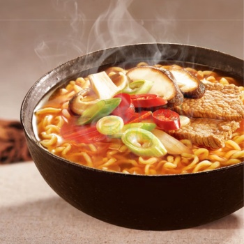 农心 辛拉面香菇牛肉味 65g*12杯/箱