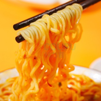 统一 100香辣牛肉面 整箱 24袋 