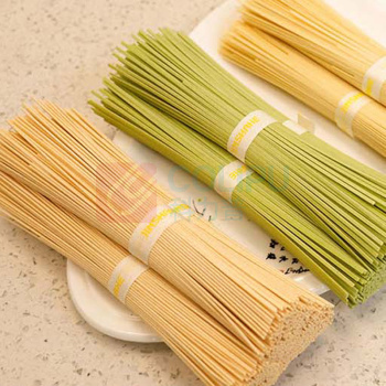 金沙河 面呈祥意礼盒 XV-2 2.1kg/盒(带礼盒) 金沙河菠菜挂面500G*1 金沙河胡萝卜挂面500G*1 金沙河番茄挂面500G*1 金沙河刀削原味面片200G*2 金沙河刀削养麦面片200G*1
