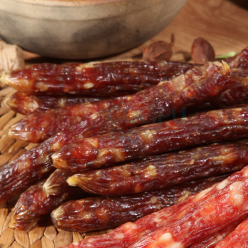 皇上皇 吉祥三宝腊味礼盒 1500g 1盒 (500g生晒二八腊肠+500g生晒腊肉+500g生晒香化鸭肝腊肠)