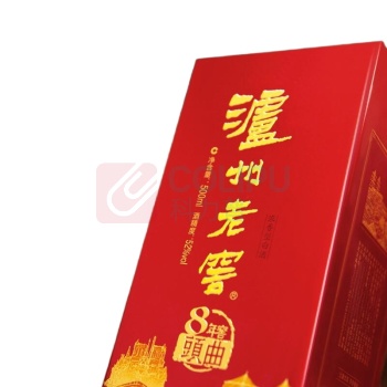 泸州老窖 八年窖头曲和之礼 浓香型白酒 52度 500ml/瓶