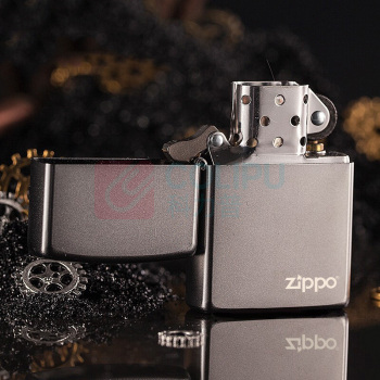 之宝 Zippo 打火机 236-C-000016
