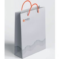 定制 手提袋300克胶版纸,覆哑膜,红色棉绳 大号 30*40*8cm 起订2000个