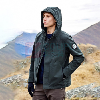 Jeep 两层冲锋衣 J432074058 S/M/L/XL/2XL/3XL/4XL (品牌黑/樱木色/松柏绿) 颜色/尺码请备注订单上
