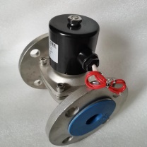 凯斯特 不锈钢蒸汽电磁阀 KZBSF-16P DN80 (电压:AC220 压力1.6mpa 介质最高温度220度 阀门长度31cm) 