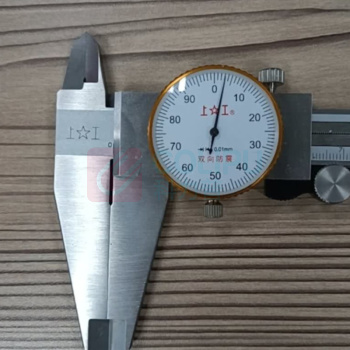 上工 带表卡尺 AB0240301 0-300mm精度0.01mm 不含检测
