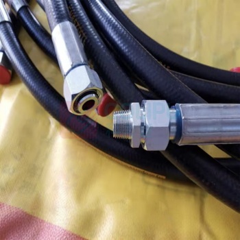 也特 编制钢丝胶体 DN15 1.5m 货期8天