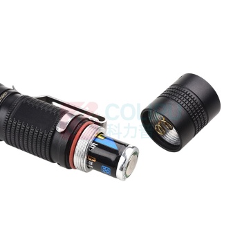 TANK007 手电筒 UV320 紫外光 电压1.5V 功率3W 电池AA*1 材质铝合金