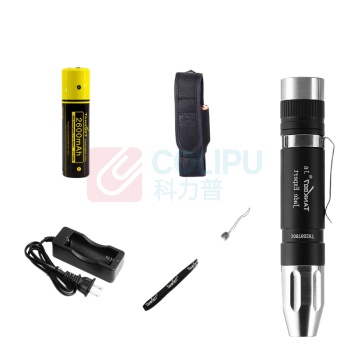 TANK007 手电筒 J6 LED 电压3.7V 功率5W 电池18650*1 材质铝合金