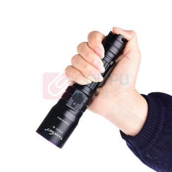 TANK007 手电筒 UVC31-NDT 紫外光 电压3.7V 功率5W 电池18650*1 材质铝合金