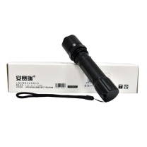 安赛瑞 强光手电筒 10485 材质:铝合金 尺寸:总长度178mm*握柄31mm(灯头直径34mm) 重量:0.21kg (不含电池) (黑色)
