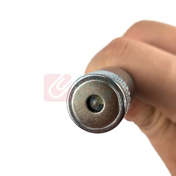 安赛瑞 LED灯强磁性伸缩捡拾器 410024 材质:不锈钢杆+LED灯头 尺寸:伸展长度79cm 收缩长度19cm 管径3.6mm7mm 重量:80g