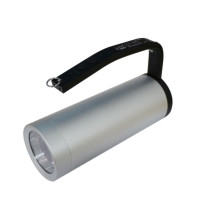 众朗星 LED强光调焦探照灯 ZL8112 21W IP68 DC22.2V 白光6500K 强光8h工作光16h (银色)