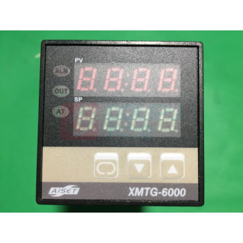 亚泰 温度控制器 XMTG-6402 PT100 0-400℃ 220VAC